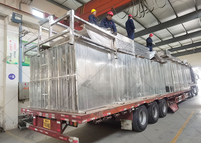 麗星第二車粉絲粉條設備已完成裝車并準時抵達所在地